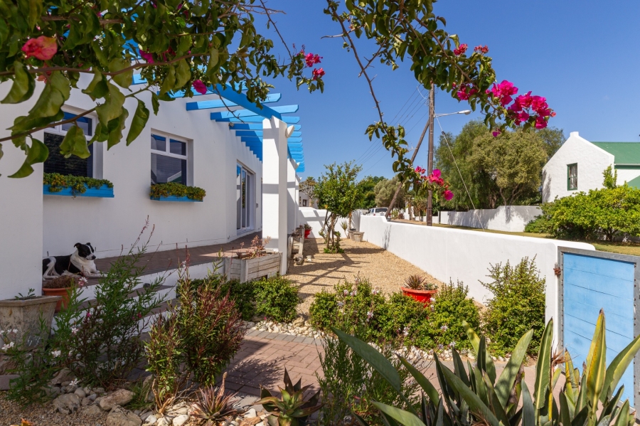 4 Bedroom Property for Sale in Velddrif Western Cape